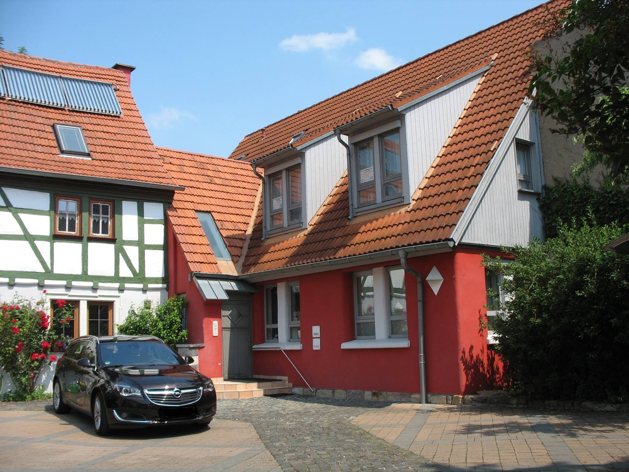 Eingangsbereich der Physiotherapie Praxis Anett Heeb in Saulheim